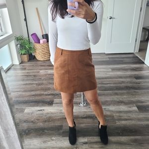 Hinge Tan Suede mini skirt. Size XS